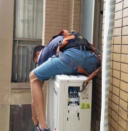 桓仁空调移机